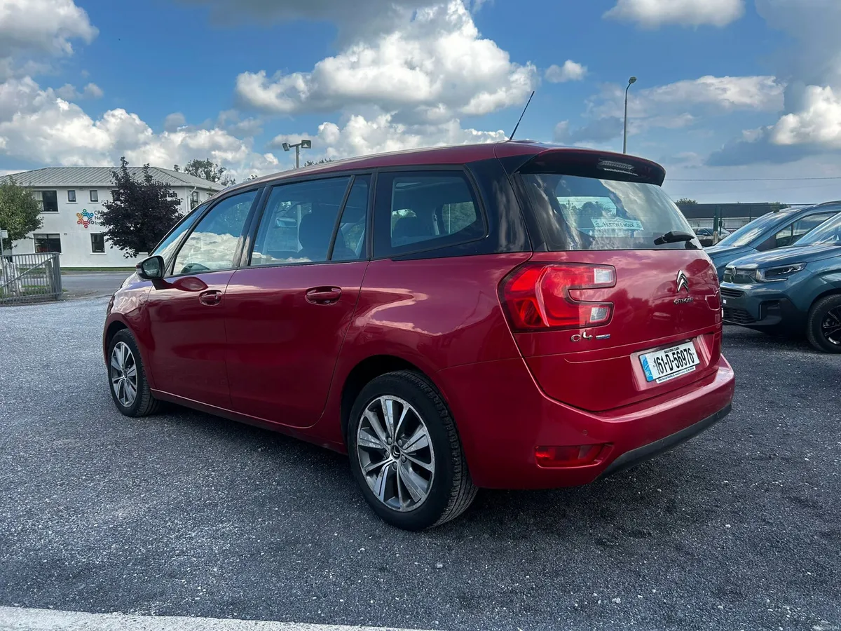 7 Seater 161 Citroen C4 Picasso - Image 5