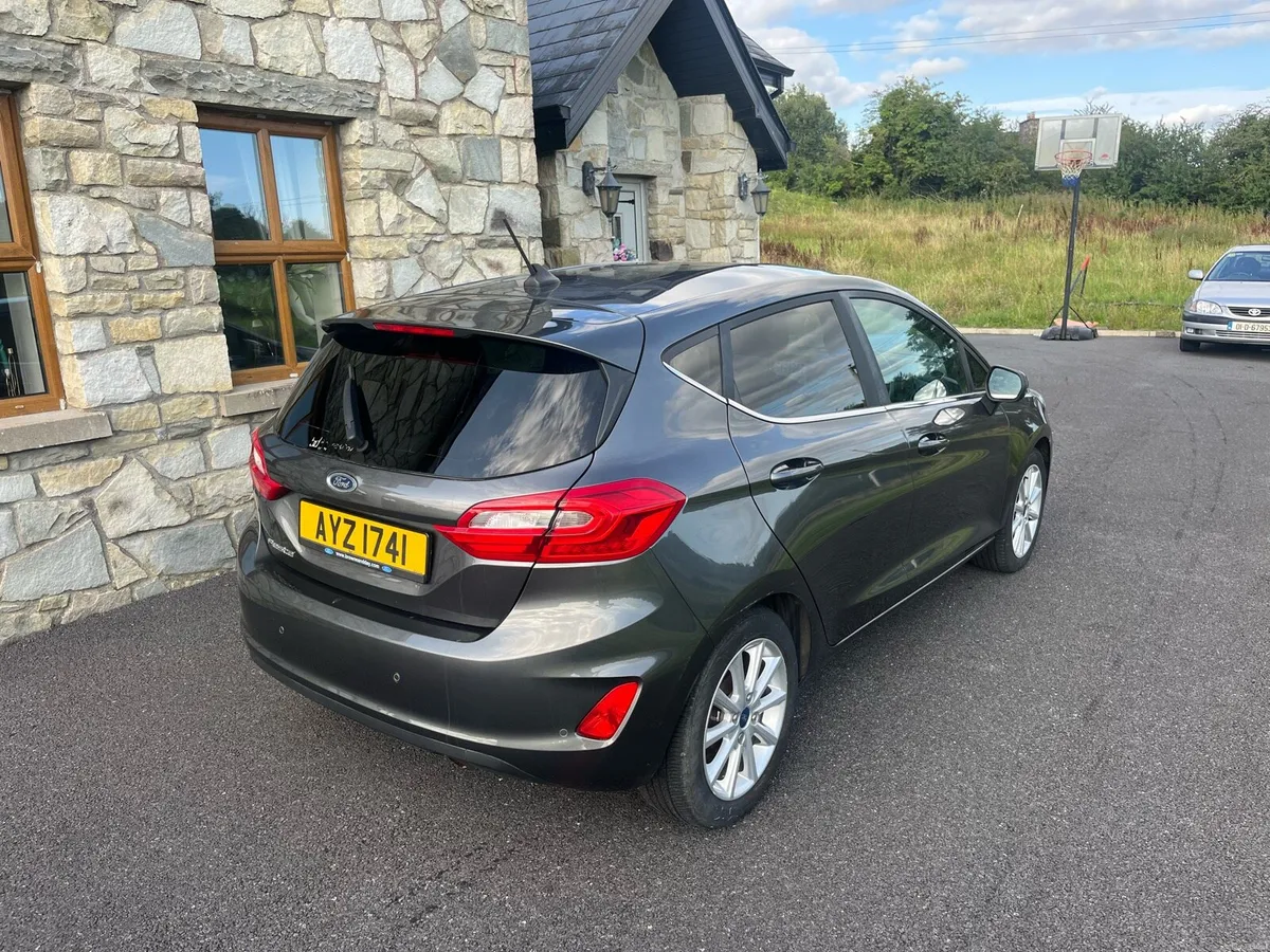Ford fiesta - Image 3