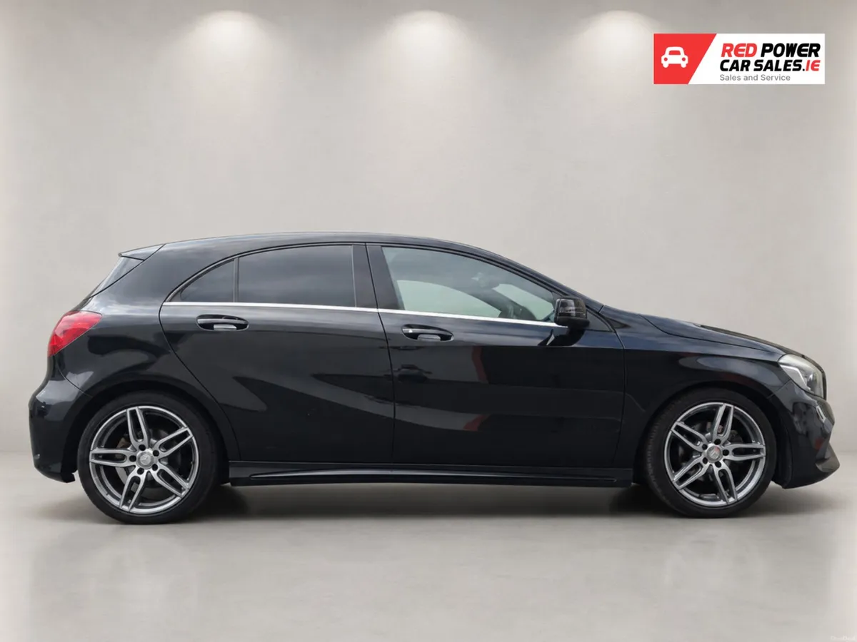 2016 Mercedes benz A180 AMG LINE// LOW KM - Image 4