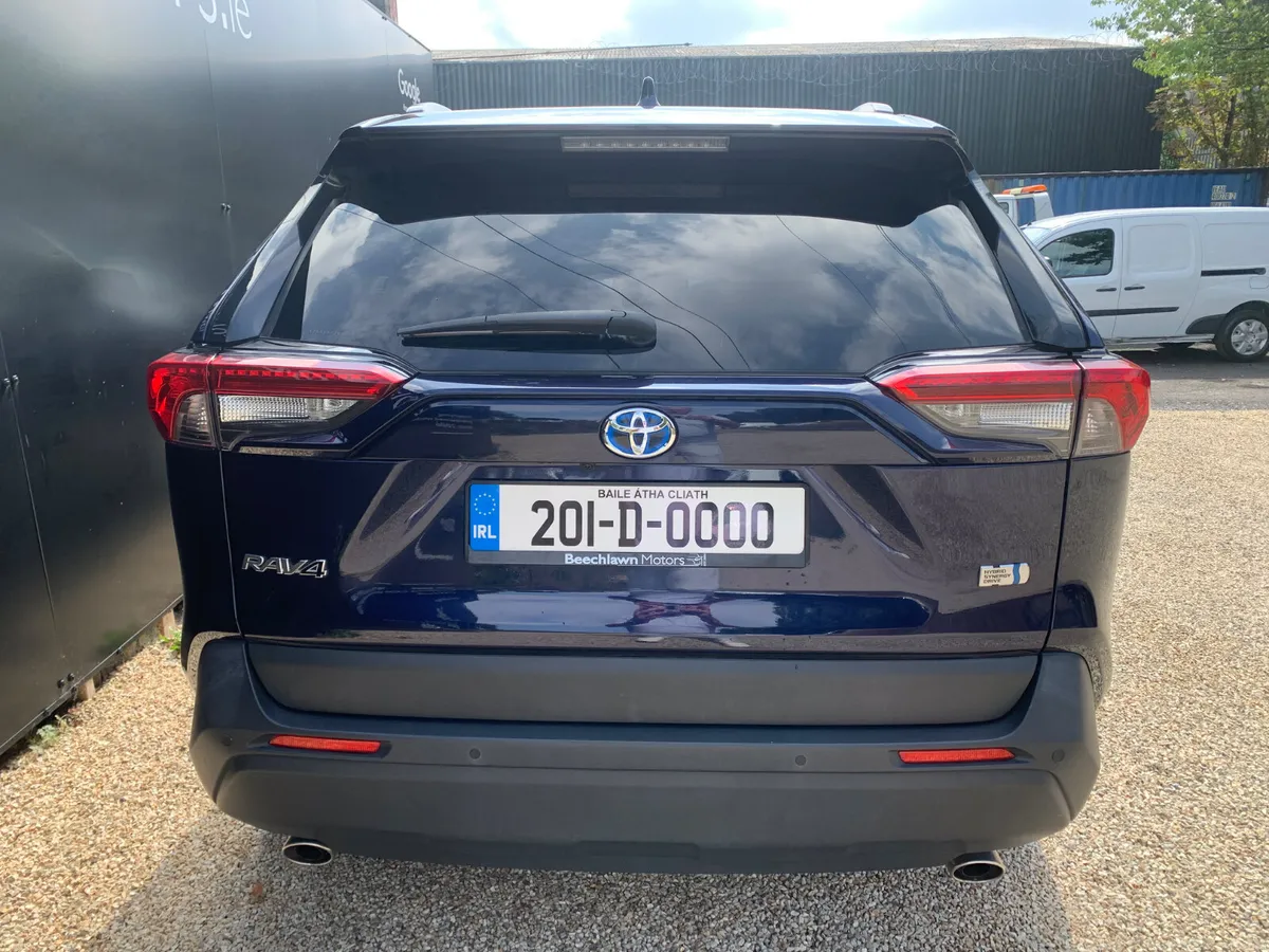 TOYOTA RAV4 2.5 X HYBRID AUTOMATIC 2.5 PETROL - Image 4