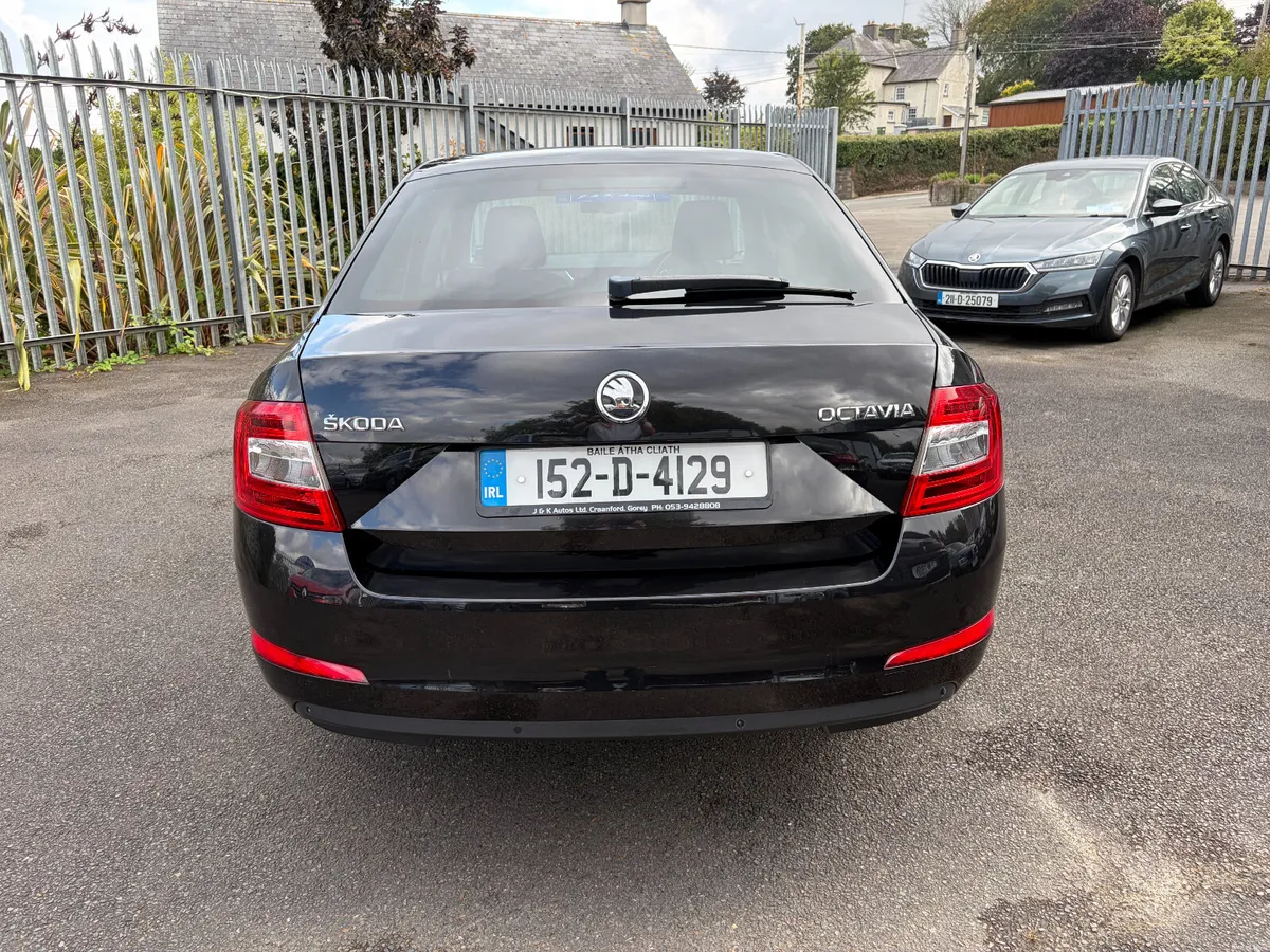 Skoda Octavia 2015, 1.6 TDI CR 105BHP Elegance - Image 2