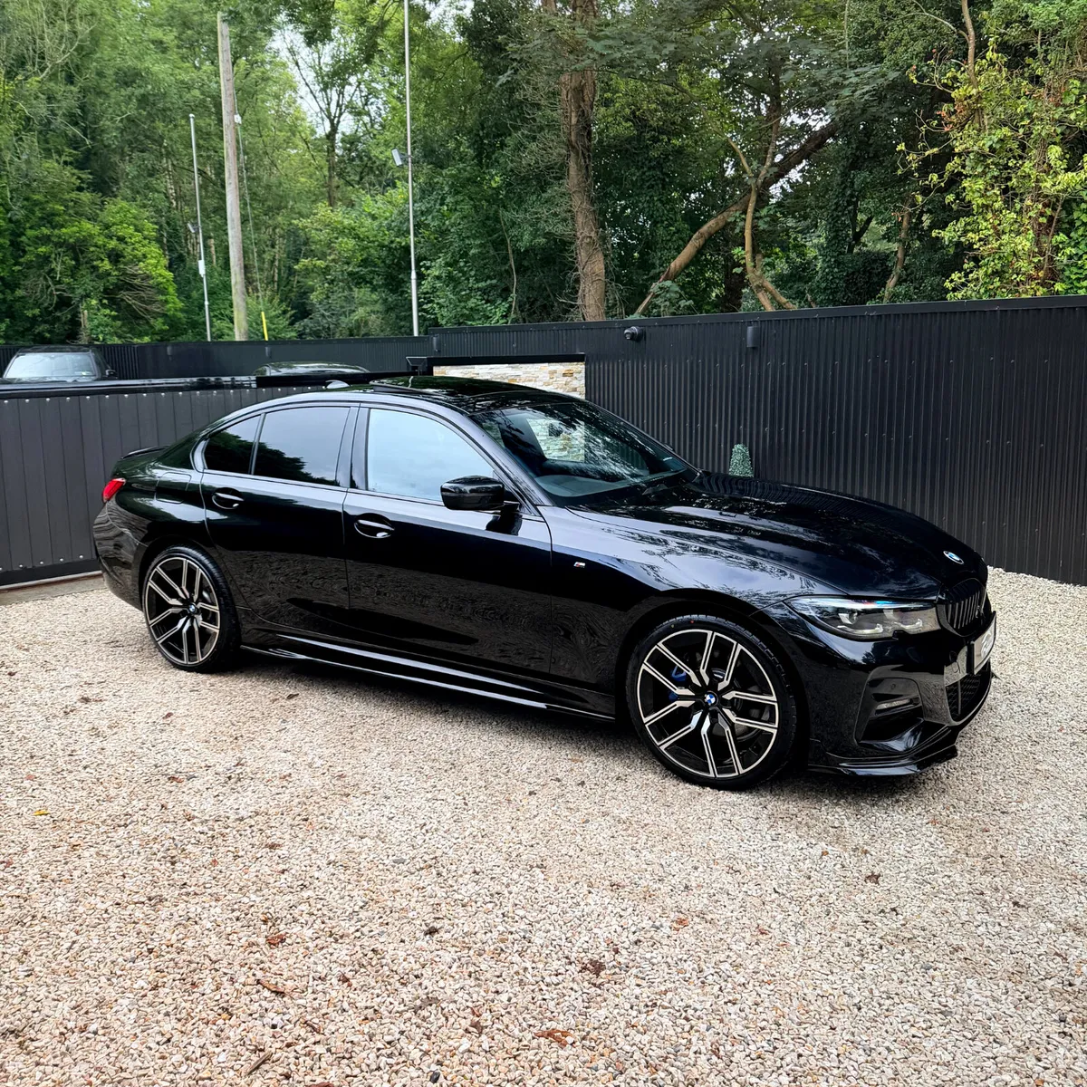 2021 (211) BMW 330E M Sport Pro edition *SUNROOF - Image 4