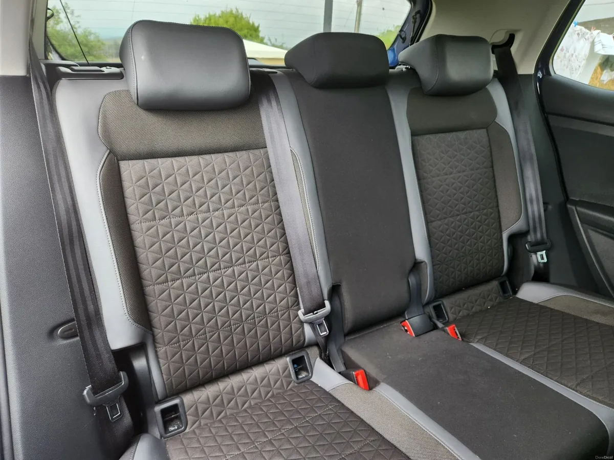 Volkswagen T-Cross 2020 - Image 6