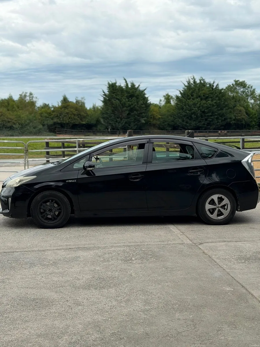 Toyota Prius 2013 , new nct - Image 5