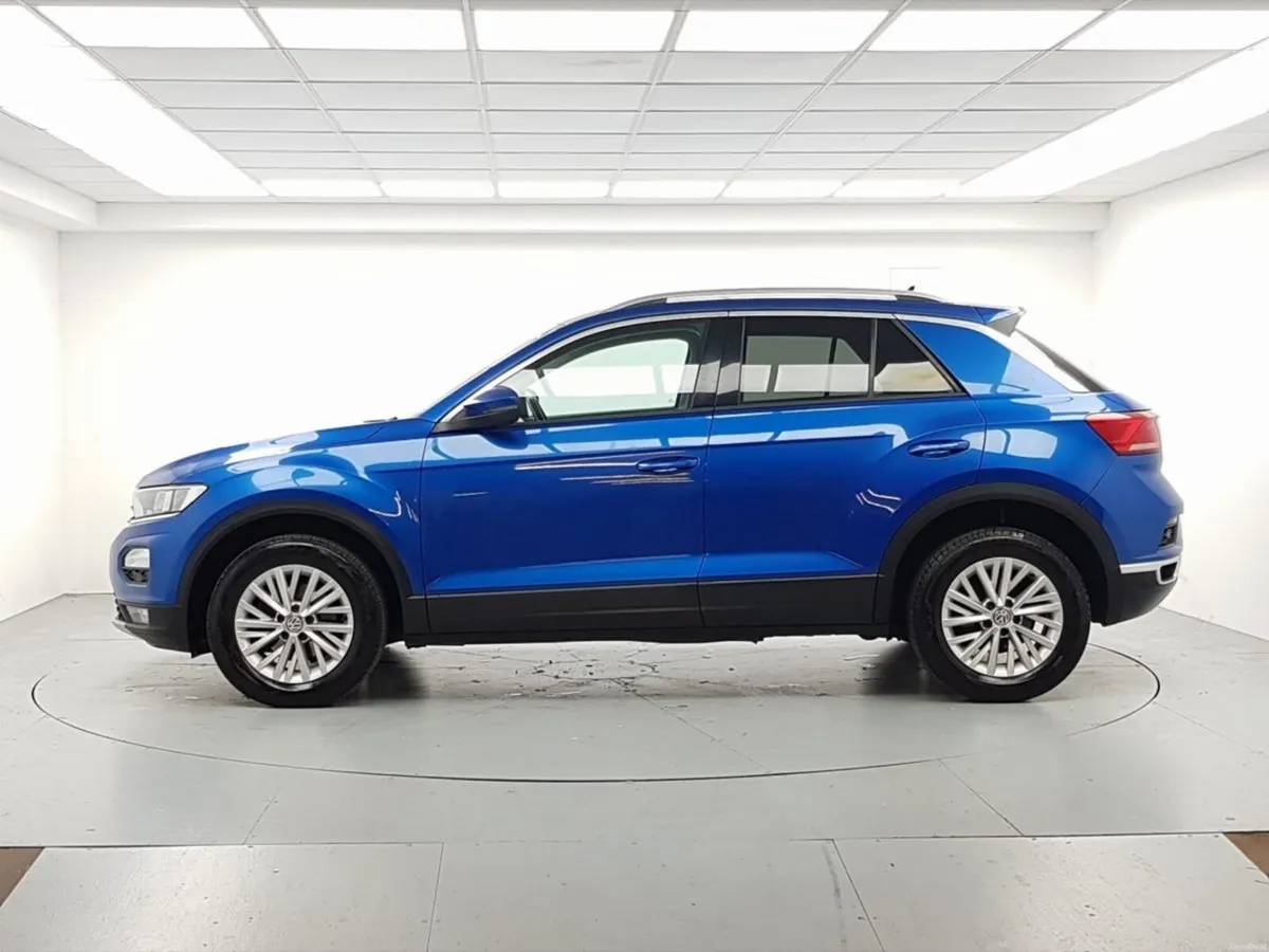 Volkswagen T-Roc 1.0 TSI 115bhp Design - Image 5