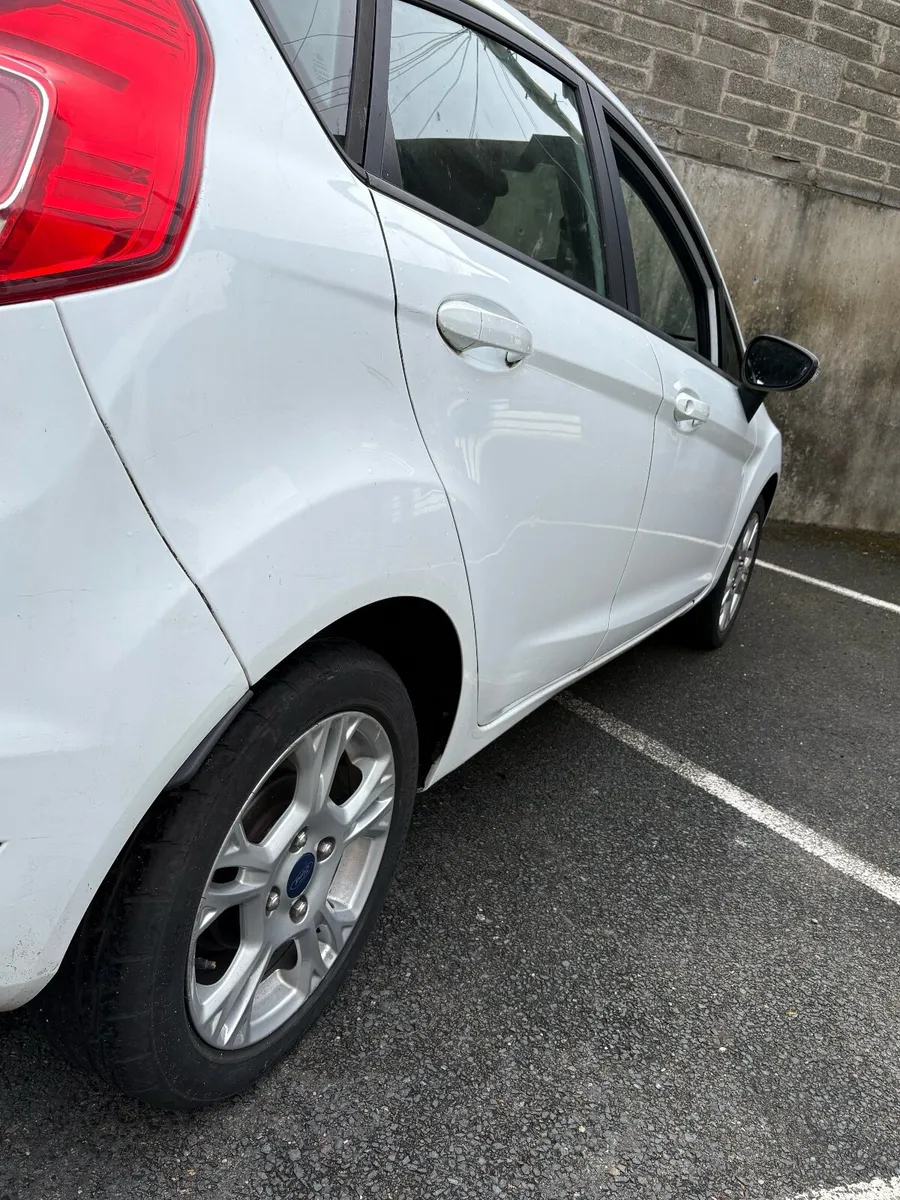 Ford Fiesta 2017 - Image 3