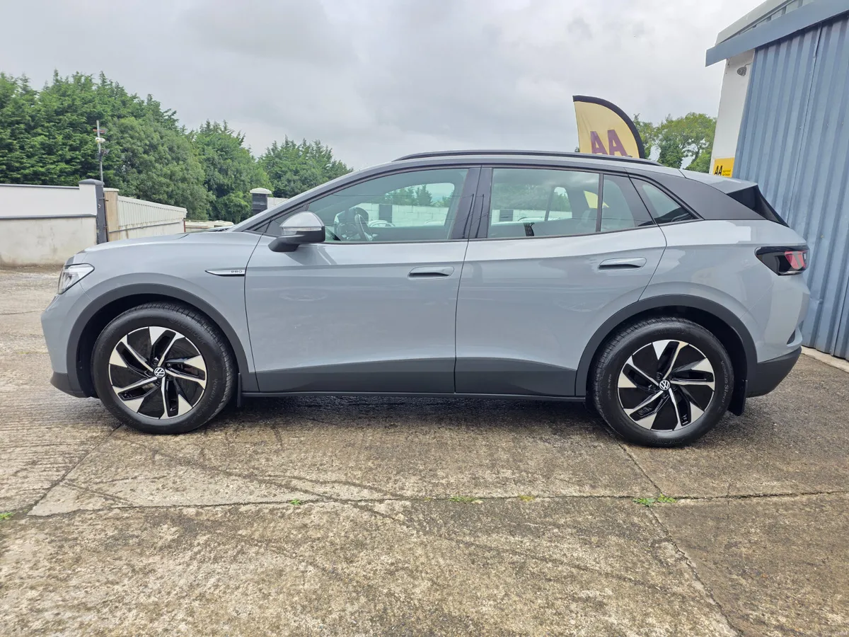 2023 VW ID4 * PRO 77KW  204HP * LOW MILES - Image 5