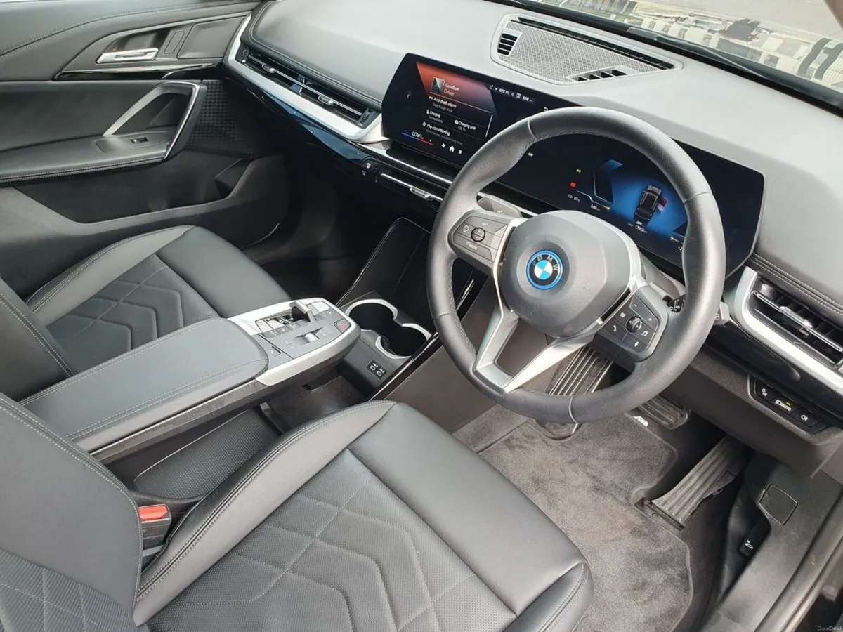BMW iX1 eDrive20 xLine - Image 6