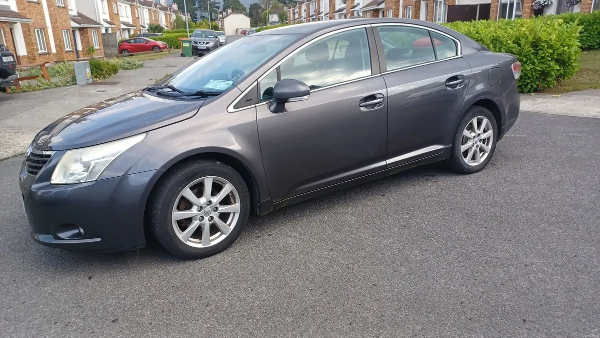 11 Toyota Avensis diesel NEW NCT 9/27....Tax 4/27 - Image 1