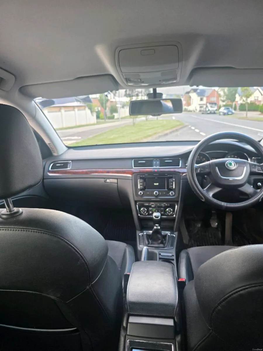Skoda Superb - Image 3