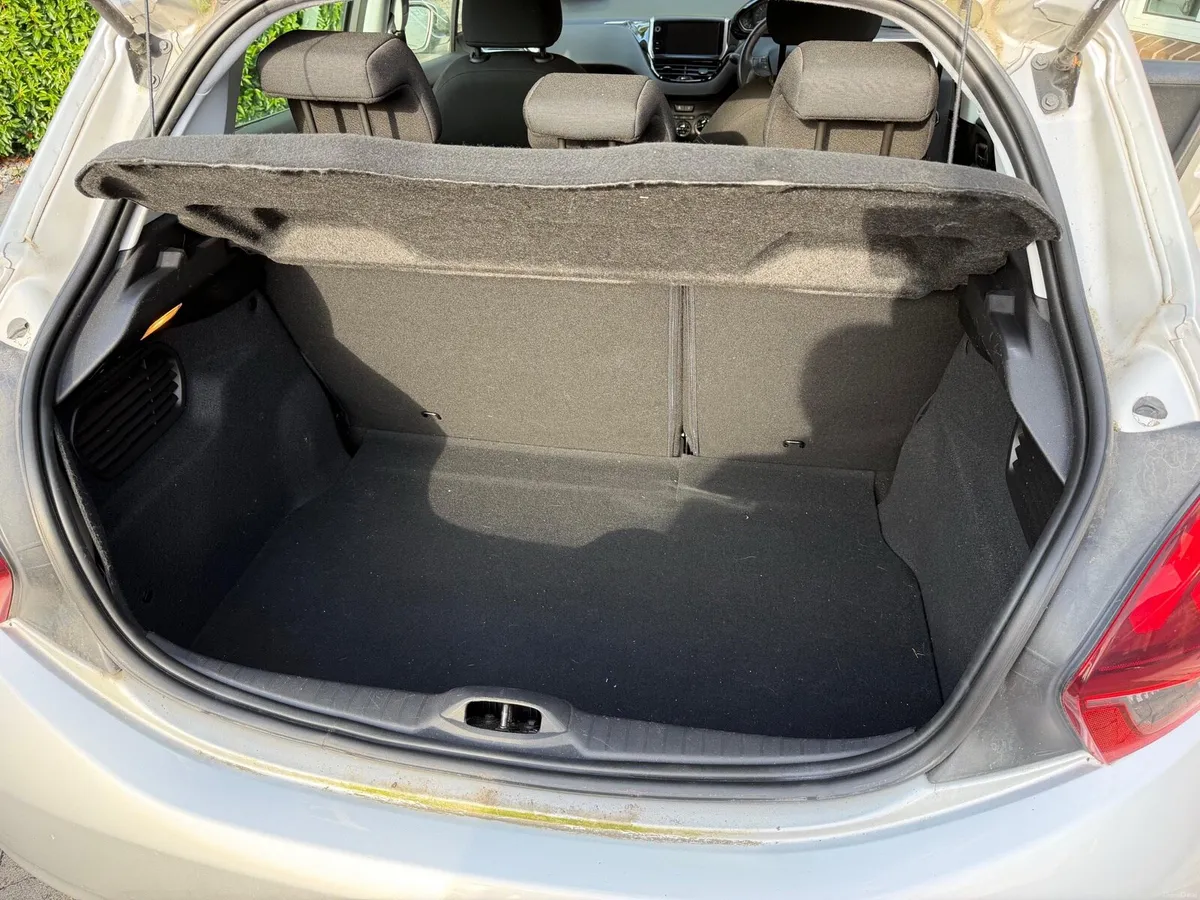2016 Peugeot 208, 67,426km - Image 5