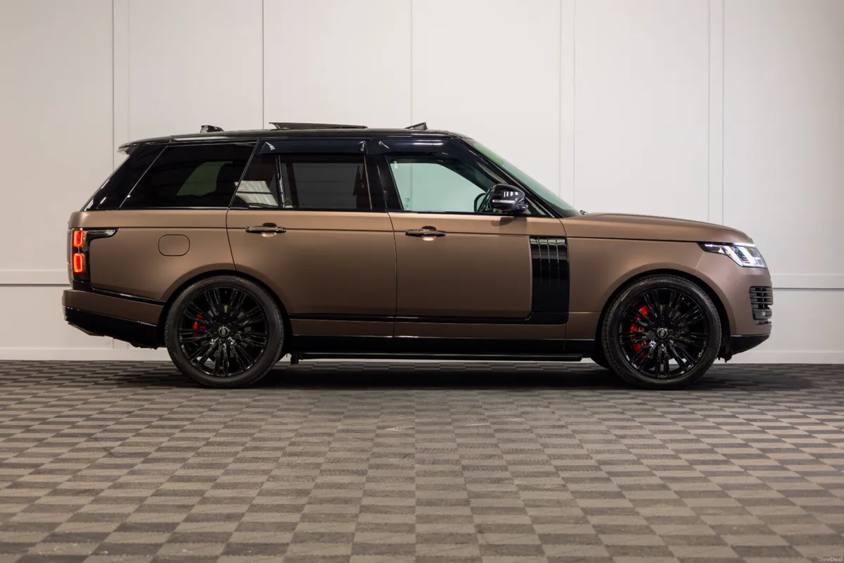 2021 Range Rover Westminster Black P400e - Image 6