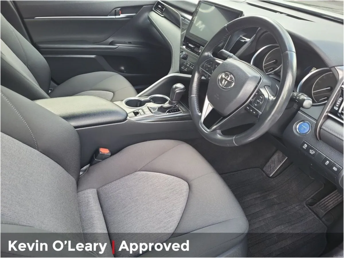 Toyota Camry 2.5 Camry Hybrid Platinum - Image 4