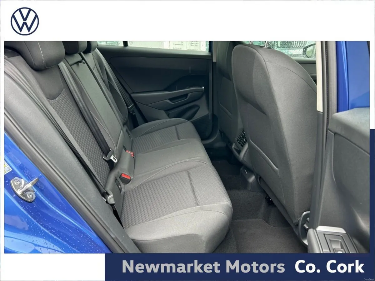 Volkswagen T-Roc (READY TO GO) LIFE 1.5TSI PETROL - Image 3