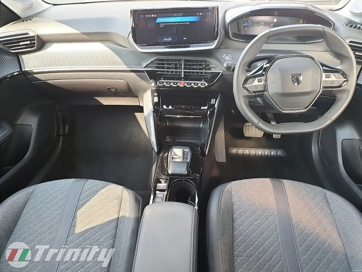 Peugeot 208 ** E208  ** ALLURE HIGH SPEC ** 50KWH - Image 2