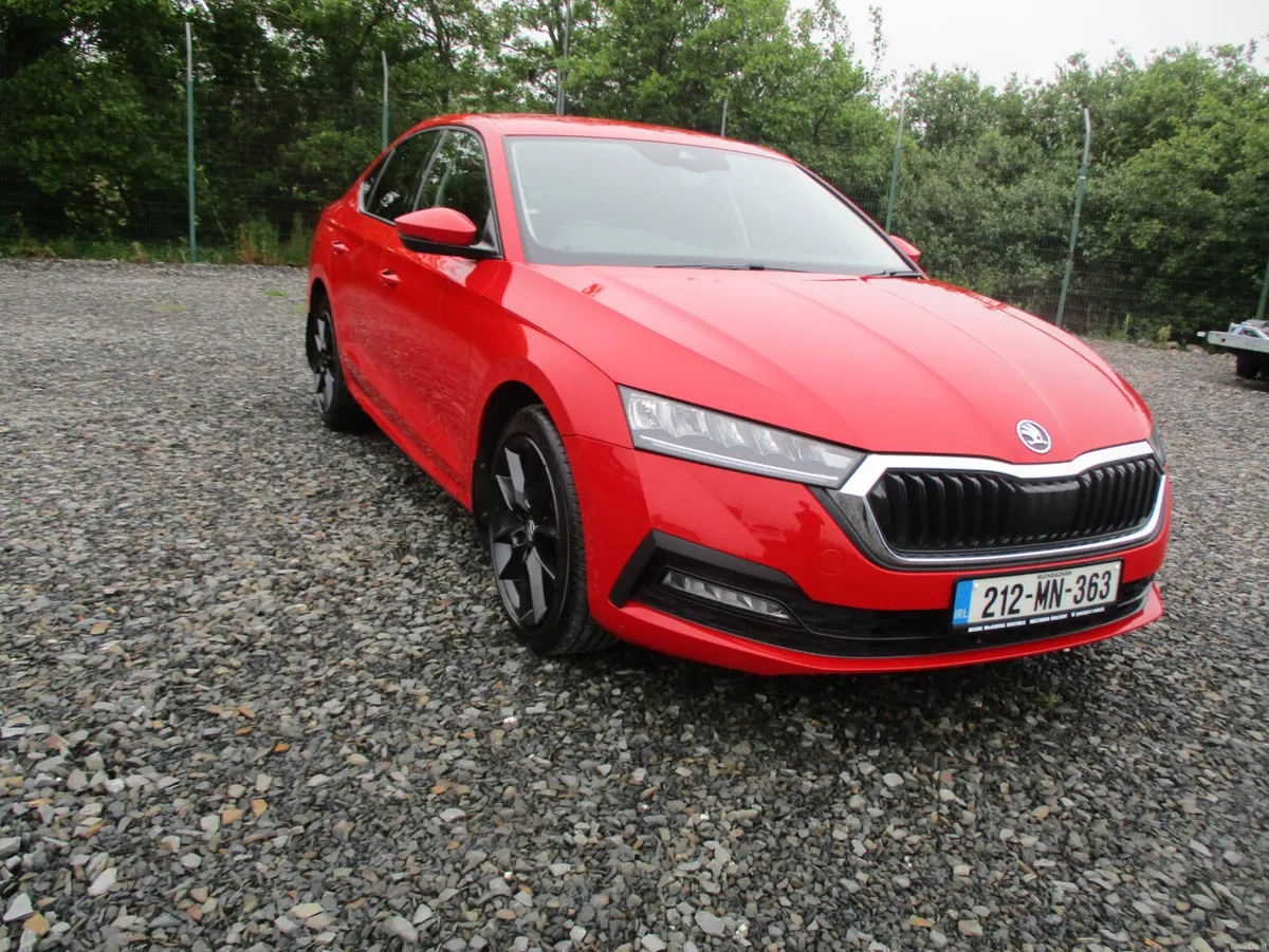Skoda Octavia 2021 2.O TDI AMBITION - Image 3