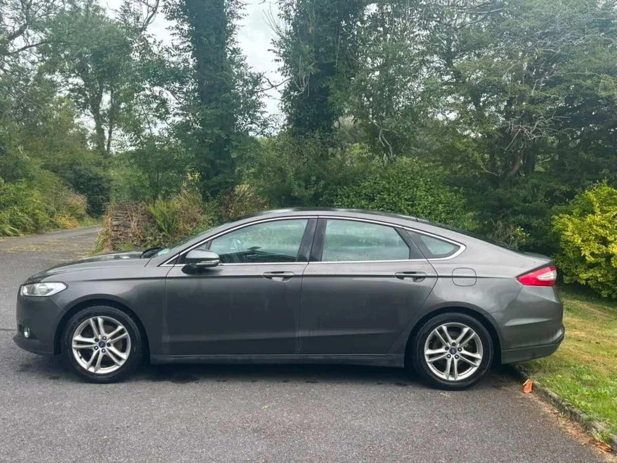 Ford Mondeo 2015 1.6 Turbo Diesel 115ps hatchback - Image 2