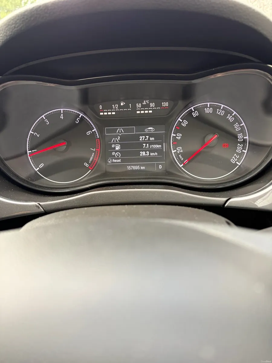 Opel Corsa - Image 5