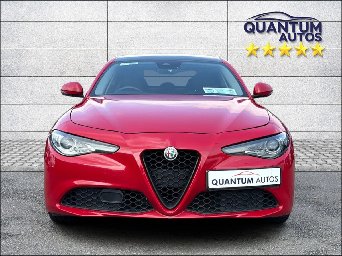 Alfa Romeo Giulia 2018 SUPERSPORT 2.2 150BHP AUTOM - Image 2
