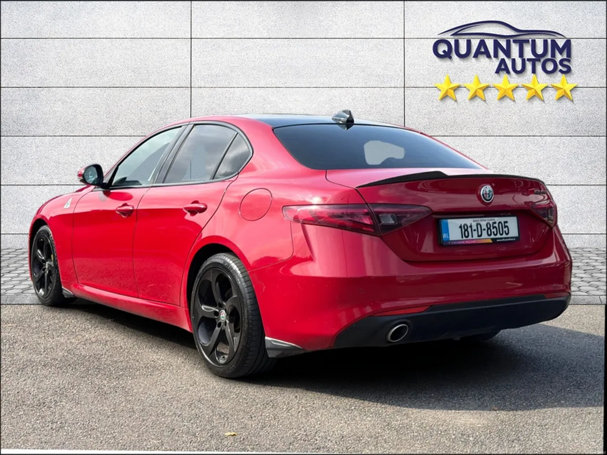 Alfa Romeo Giulia 2018 SUPERSPORT 2.2 150BHP AUTOM - Image 6