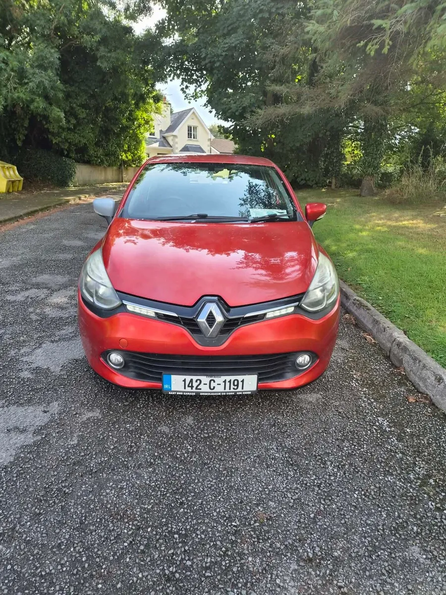 141 Renault Clio 1.2 petrol - Image 1