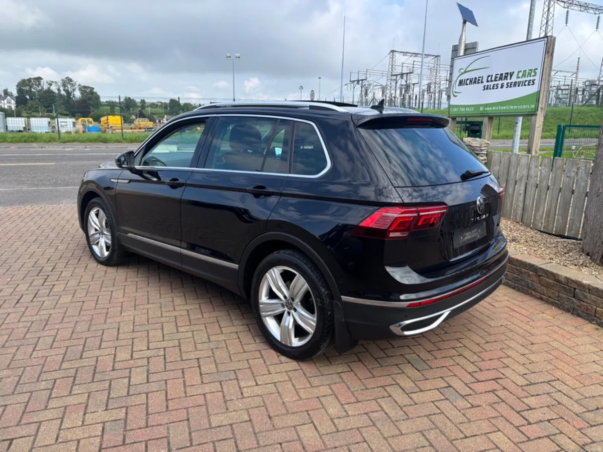 Volkswagen Tiguan ELEGANCE 2.0 TDI MANUAL 6SPEED F - Image 4