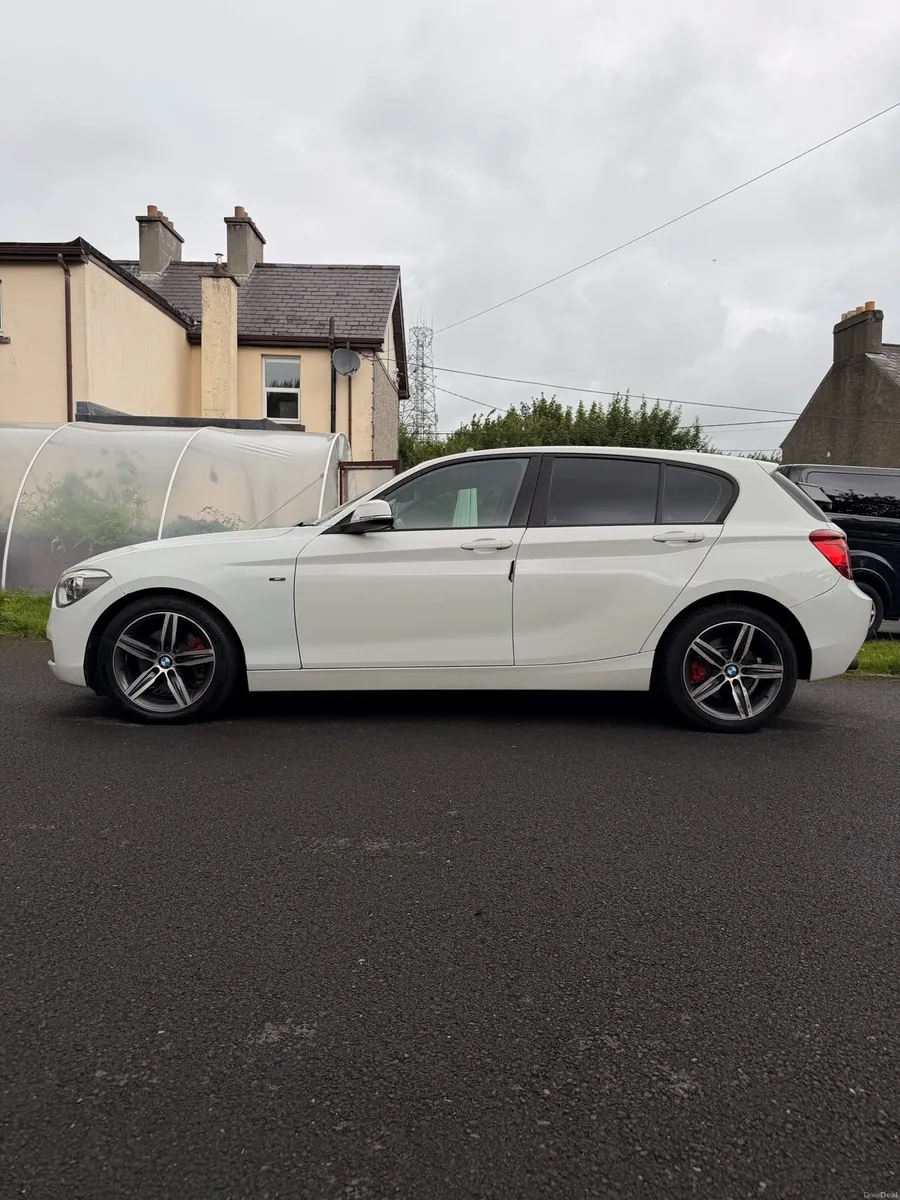 BMW 1 Series Sport - Image 2