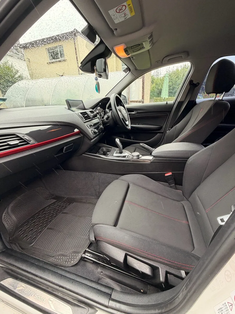 BMW 1 Series Sport - Image 6