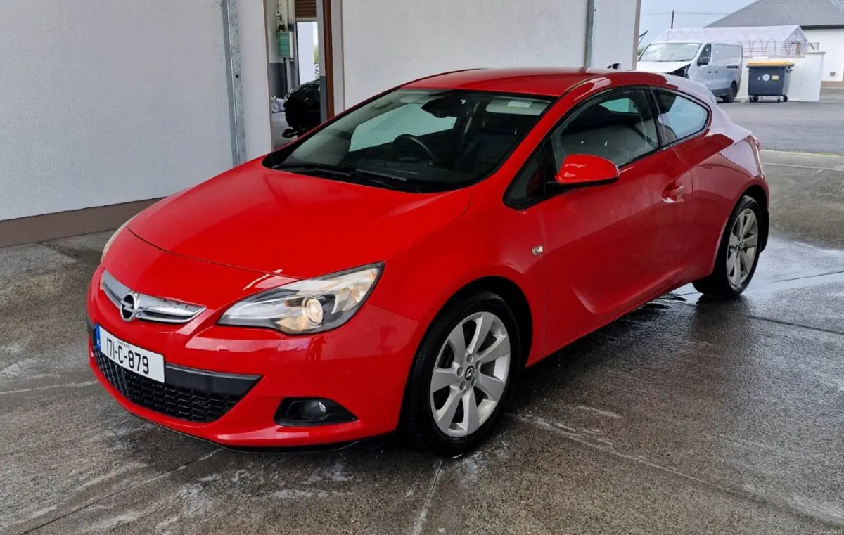 Opel astra GTC SRI 1.6 Diesel - Image 1