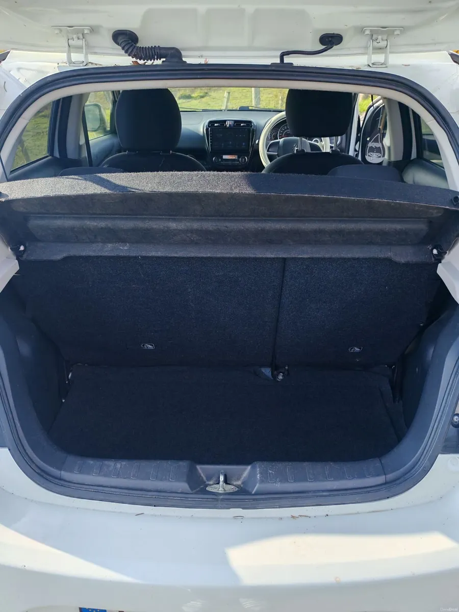 Mitsubishi Mirage 2017 automatic - Image 3