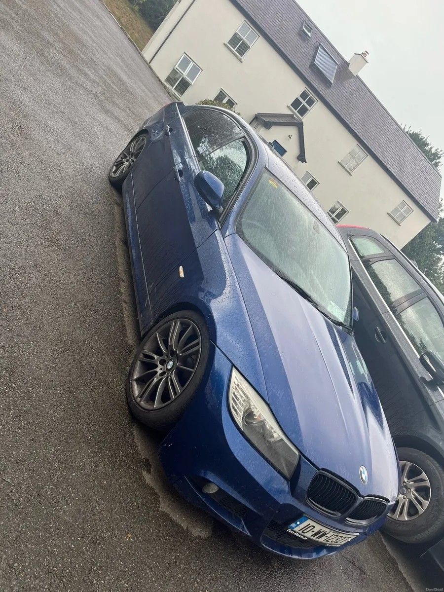 Bmw 318d M sport manual - Image 4