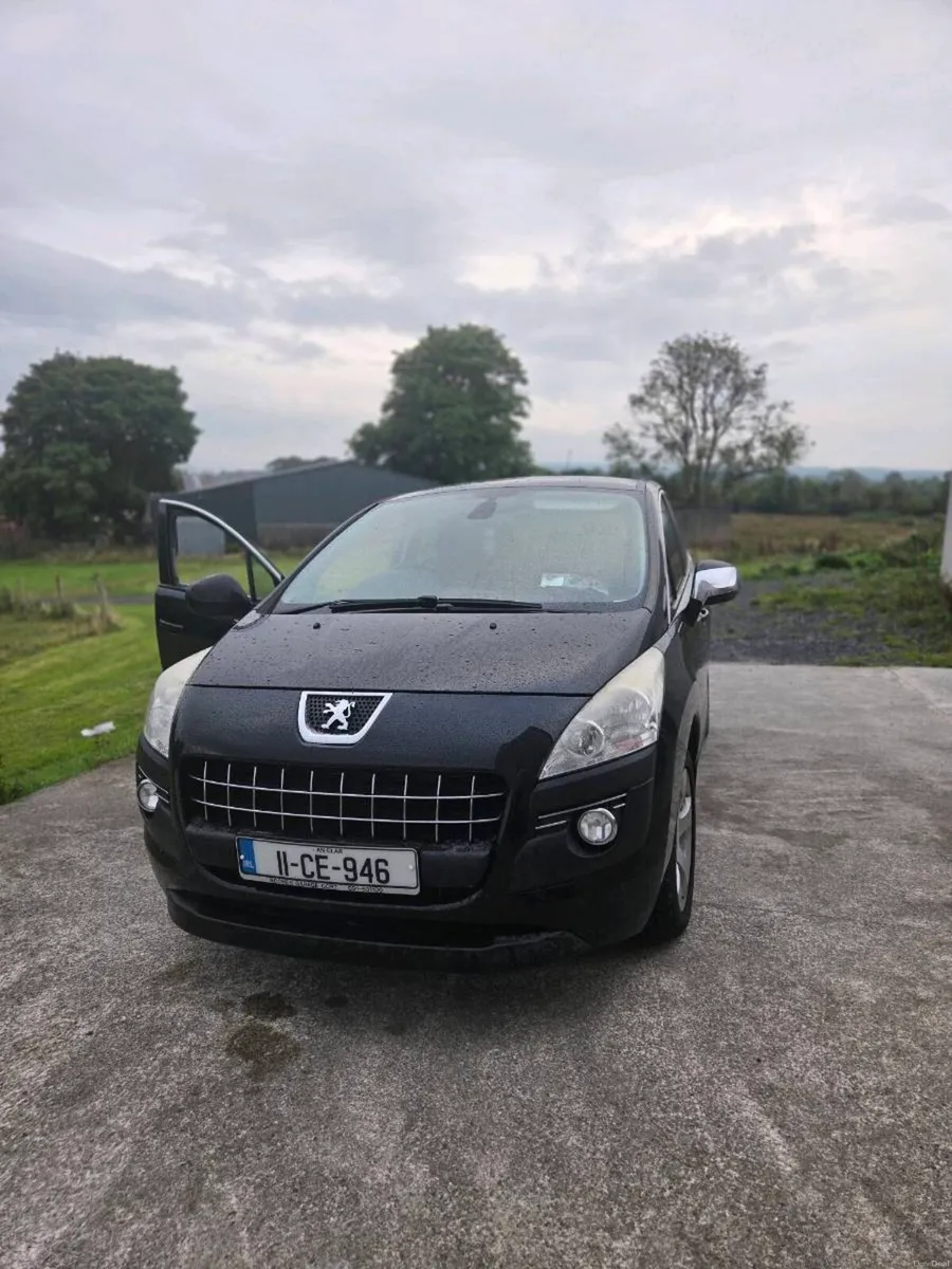 Car - Image 1