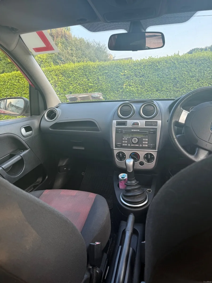 Ford Fiesta 2008 - Image 2