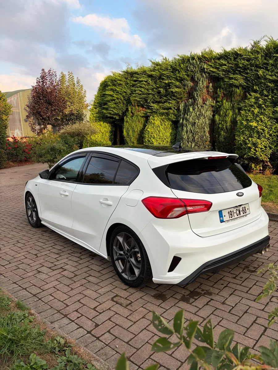 Ford Focus ST Line - Image 4
