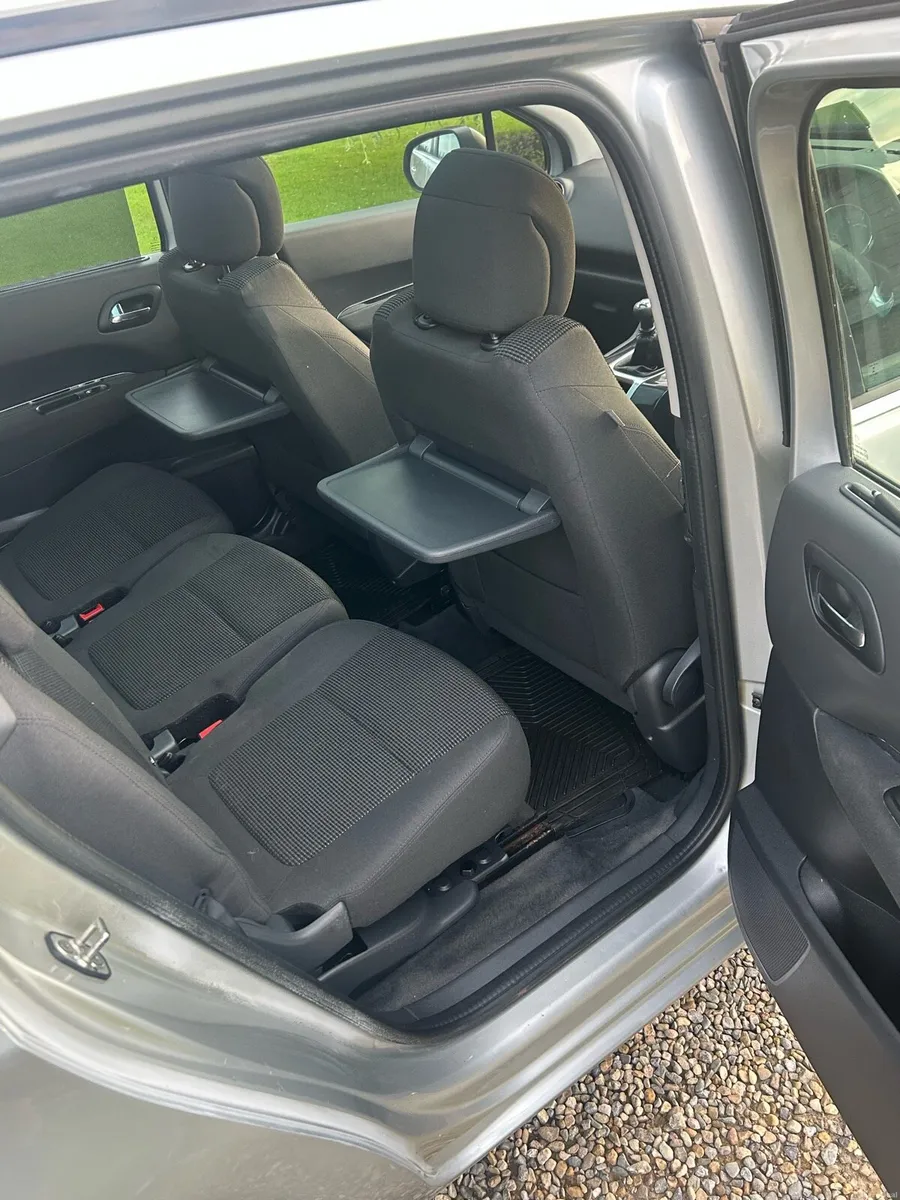 Peugeot 5008 7 seater diesel 2016 - Image 6