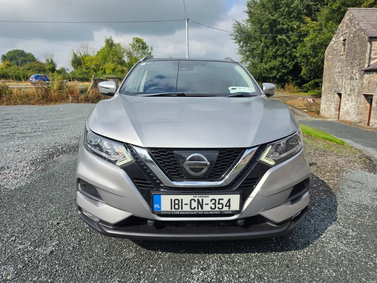 Nissan Qashqai 1.2 petrol Automatic - Image 3