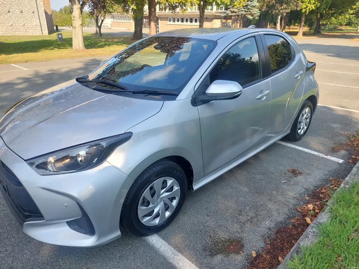 TOYOTA YARIS 1.5 HYBRID | 2021 | AUTOMATIC - Image 3