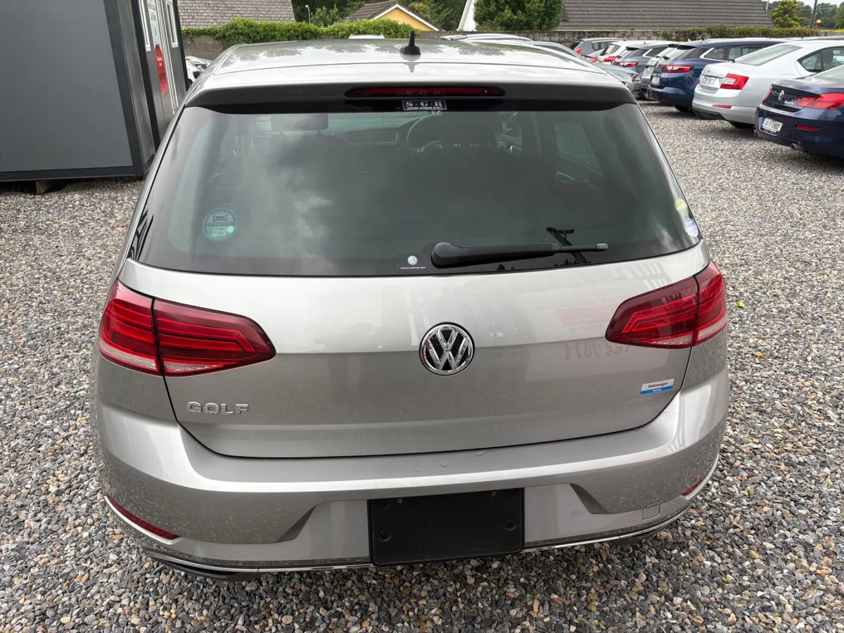 2018 Volkswagen Golf 1.2 Automatic - Image 4