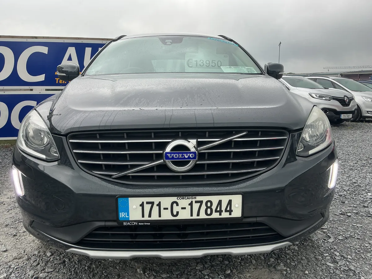 2017 XC60 2.0 DIESEL D4 LEATHER SAT NAV - Image 4