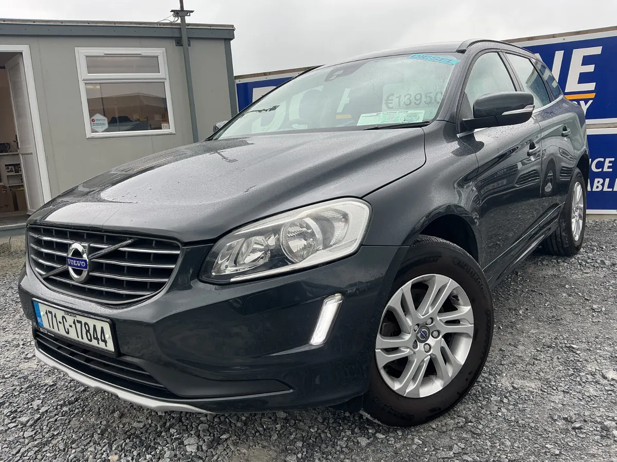 2017 XC60 2.0 DIESEL D4 LEATHER SAT NAV - Image 2