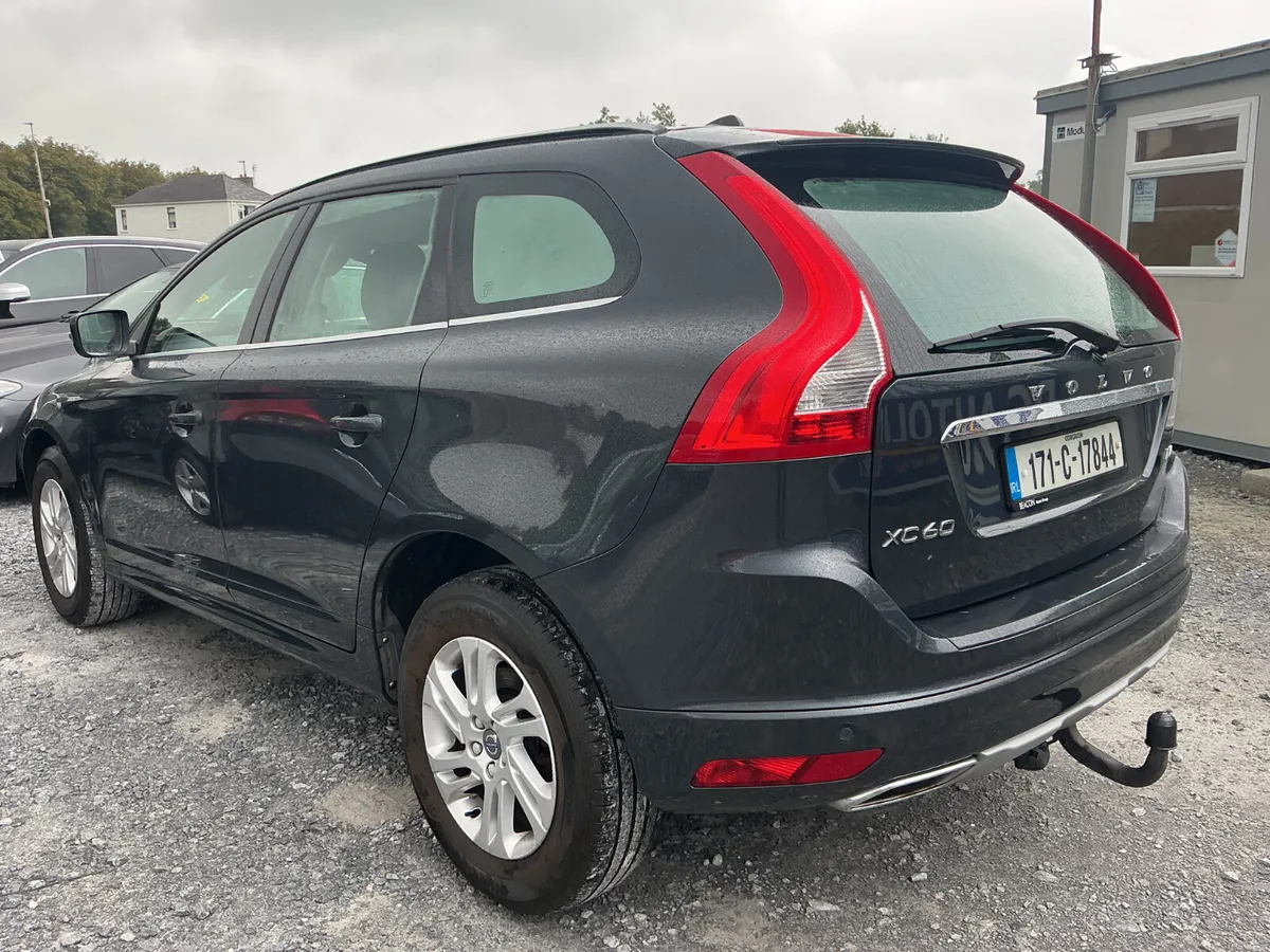 2017 XC60 2.0 DIESEL D4 LEATHER SAT NAV - Image 6