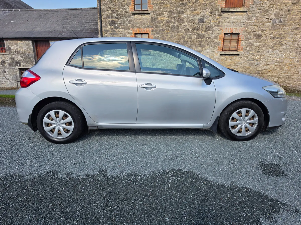 Toyota Auris 1.4 diesel ( NCT and TAX ) - Image 4