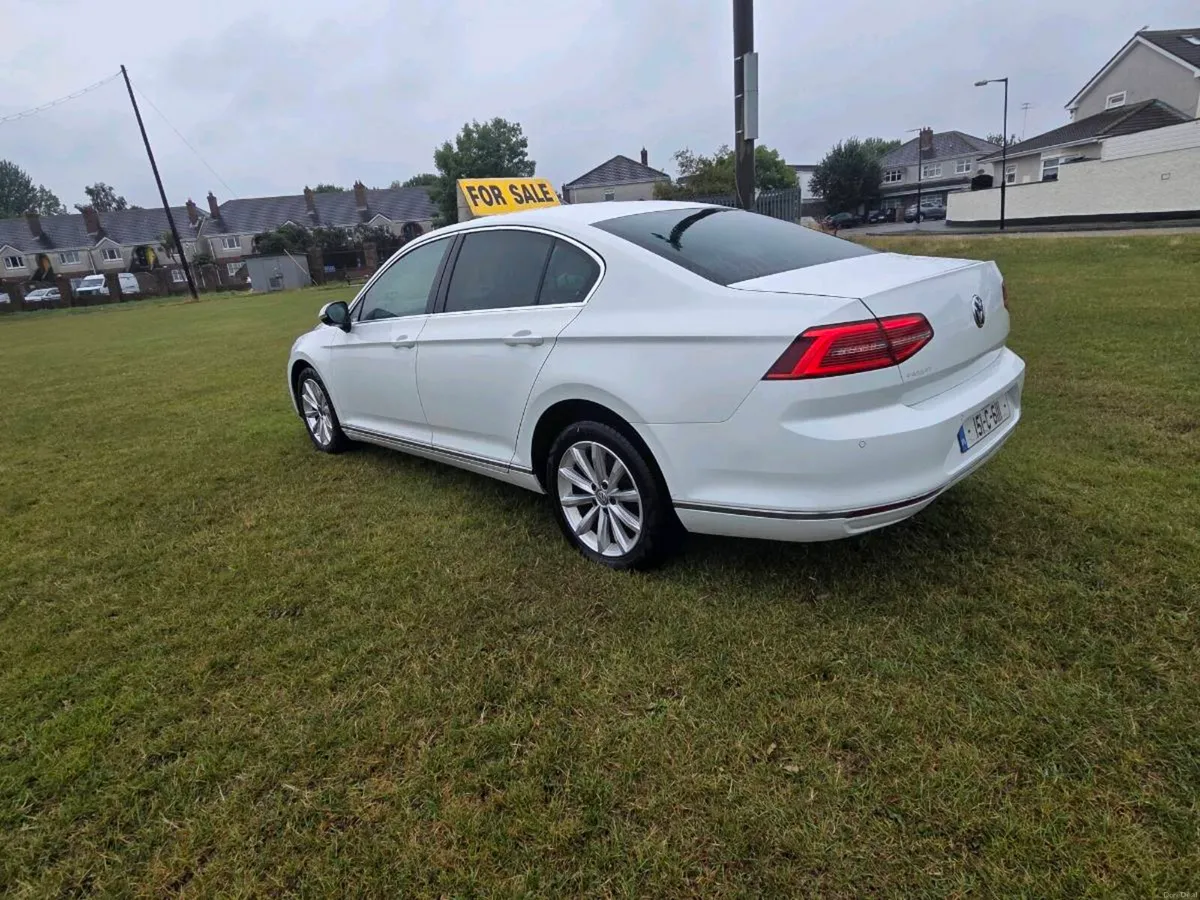 VOLKSWAGEN PASSAT - Image 3