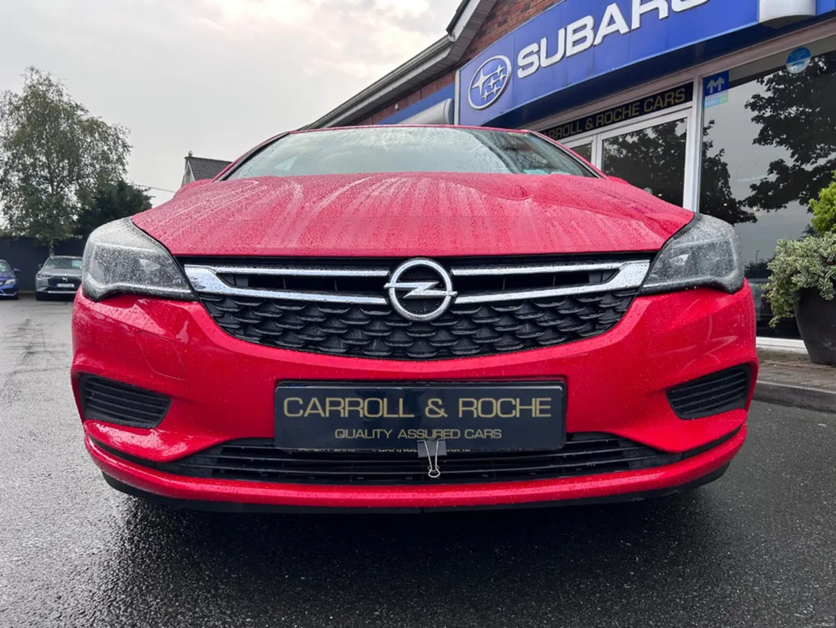 Opel Astra SC 1.0T 105PS S/S 5DR Immaculate Interi - Image 4