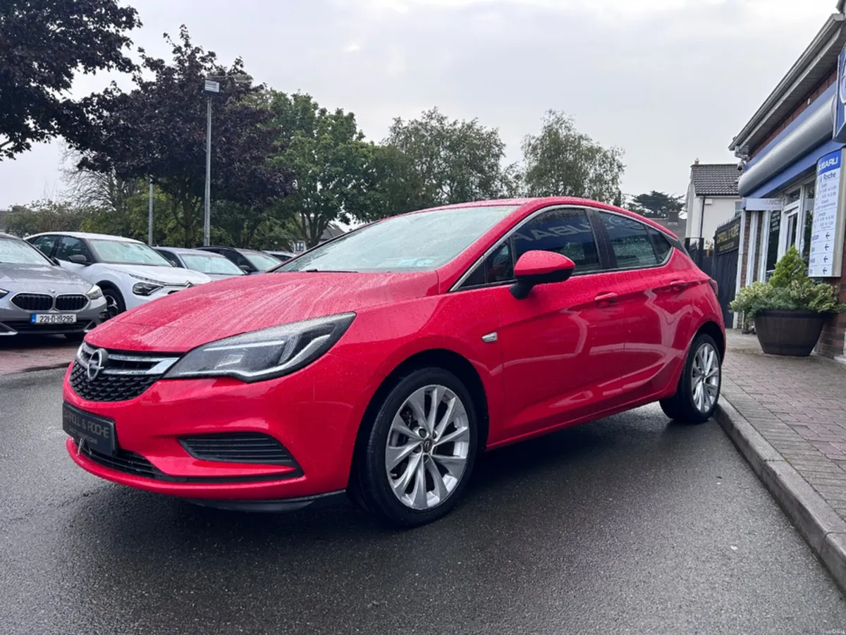 Opel Astra SC 1.0T 105PS S/S 5DR Immaculate Interi - Image 6