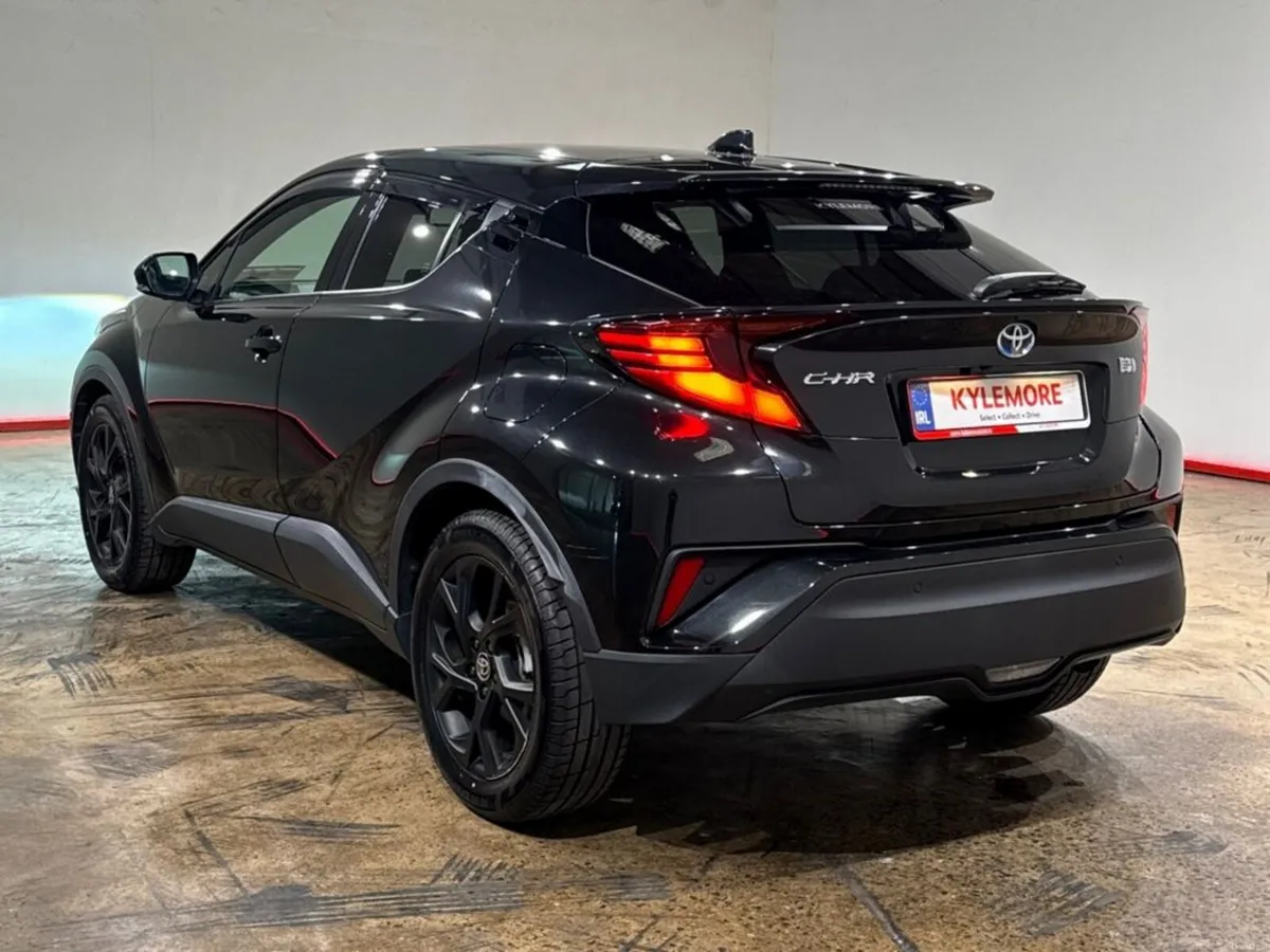 Toyota C-HR 1.8 AUTOMATIC HYBRID SUV - G MODE NERO - Image 5