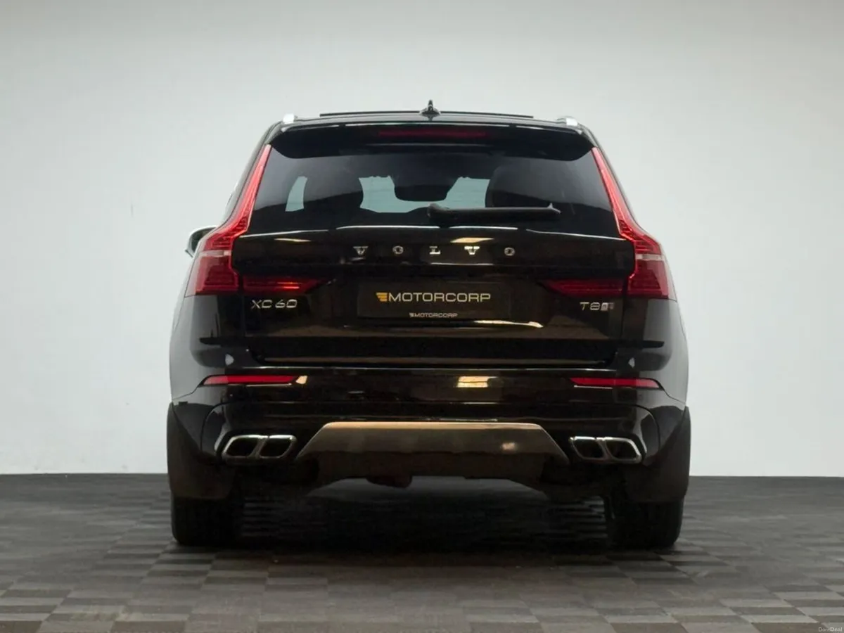 Volvo XC60 R-DESIGN GT T8 2.0 PHEV *PAN ROOF* - Image 6