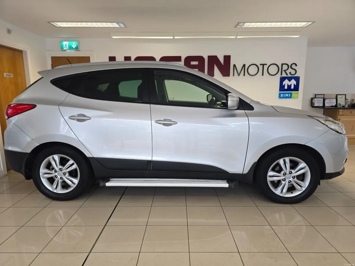 Hyundai ix35 1.7 Diesel Sport * Best Spec - Low KM - Image 3
