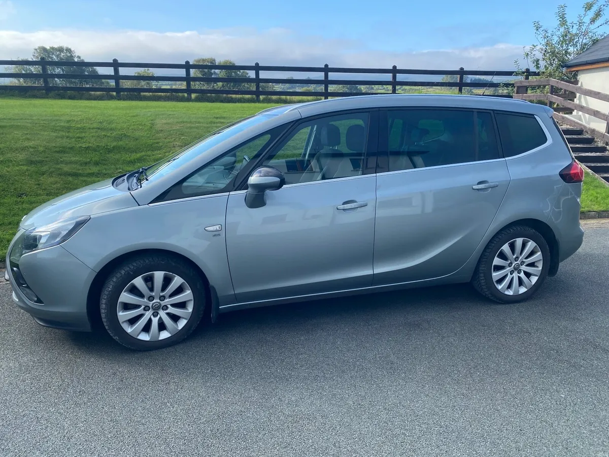 Opel Zafira Tourer SE 2015 - Image 1
