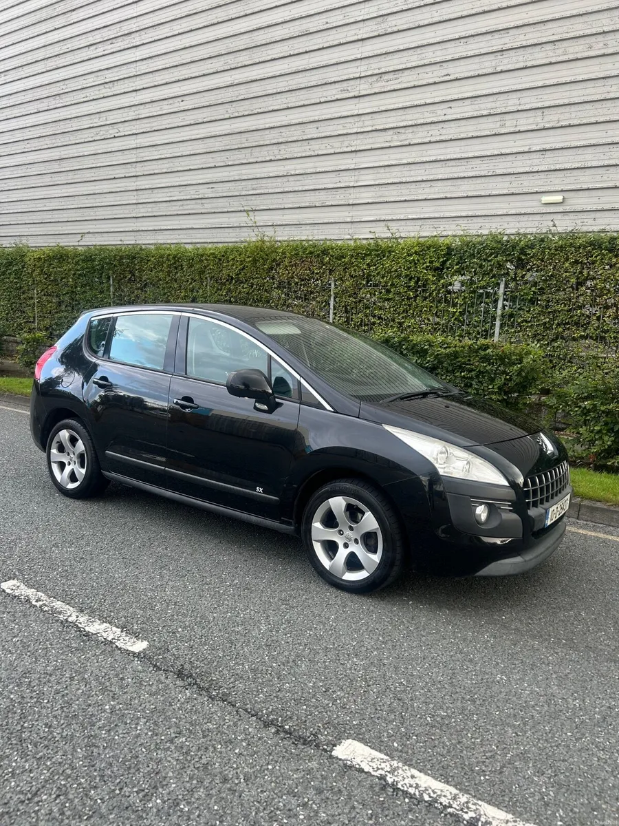 Peugeot 3008 2010 - Image 1